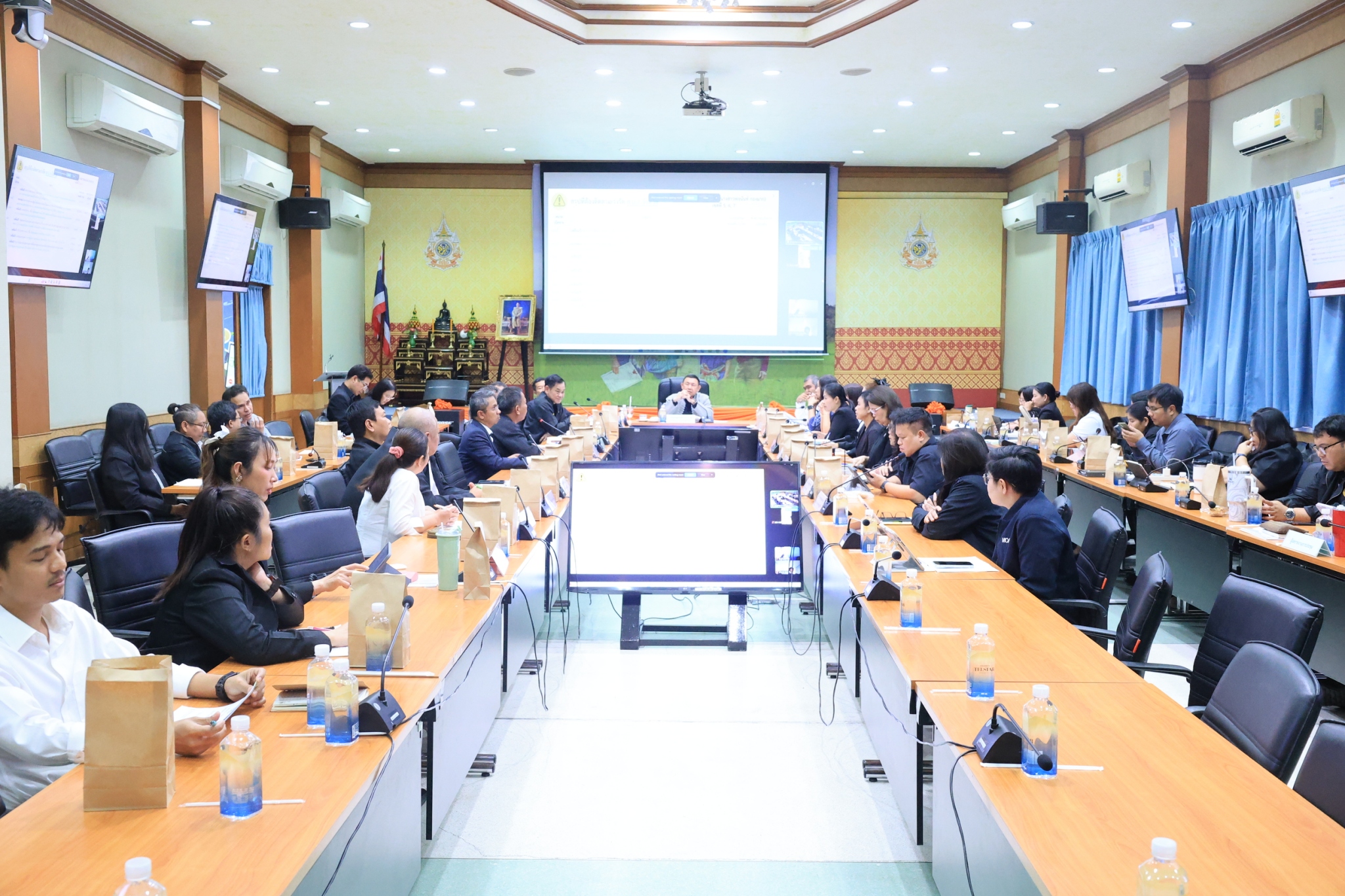 title - เลขาธิการ ส.ป.ก. ประชุมคณะทำงานติดตามเร่งรัดการใช้จ่ายเงินงบประมาณประจำปีงบประมาณ พ.ศ. 2569 ของ ส.ป.ก. ครั้งที่ 2/2569